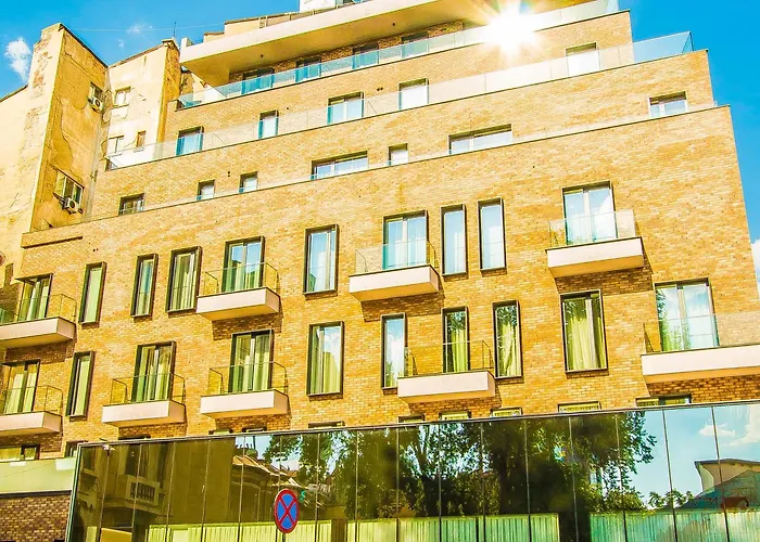 Carol 2 4* Bükreş
