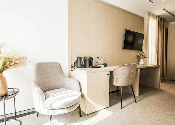 Carol 2 Ξενοδοχείο